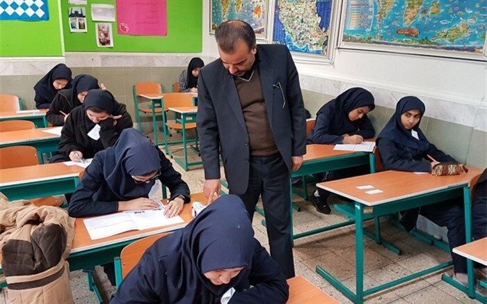 آزمون پیشرفت تحصیلی باعث ارتقای سطح علمی دانش آموزان  شده است
