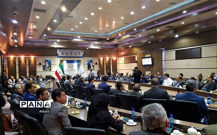 رفع مشکل نقدینگی در دستور کار شهرداری قرار گیرد
