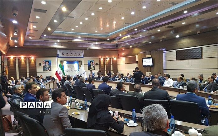 رفع مشکل نقدینگی در دستور کار شهرداری قرار گیرد