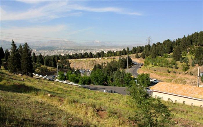 پاکسازی پارک ملی سرخه حصار همزمان با روز زمین پاک