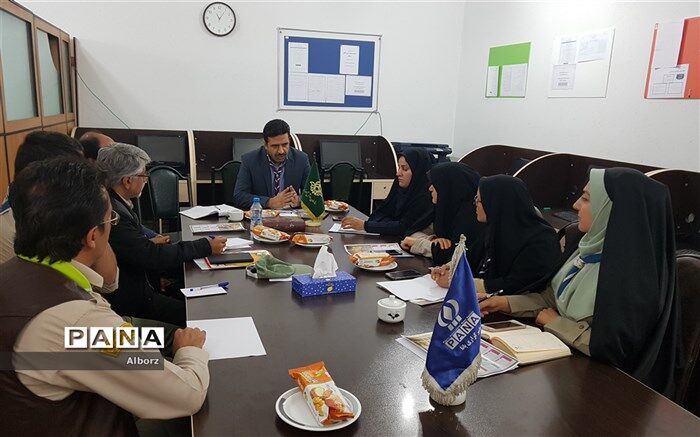 برگزاری اولین نشست مربیان راهنما و مدرسین کشوری تشکیلات پیشتازان نواحی چهارگانه کرج