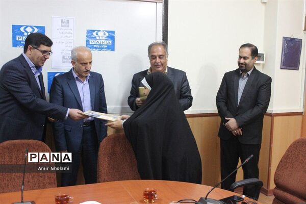 دیدار خبرنگاران پانا اسلامشهر با مدیر و شورای معاونین آموزش و پرورش