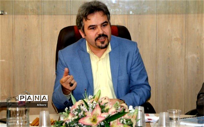 تجلیل از 1271 معلم شاخص البرزی در هفته نکوداشت مقام معلم