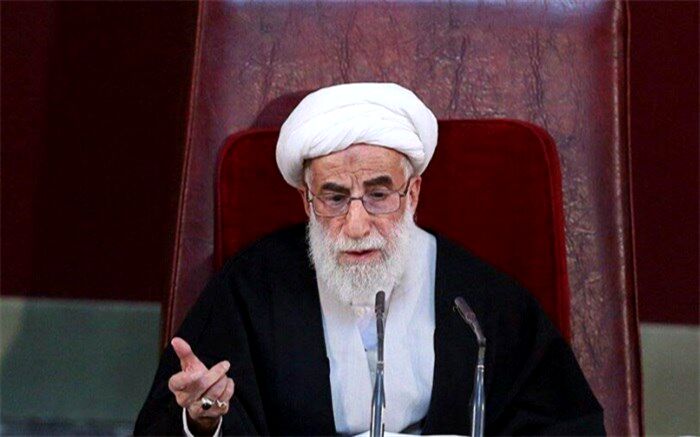 حمایت آیت الله جنتی از سپاه: سپاهیان به فکر درجه، پست و مقام نیستند