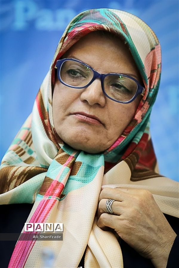 حضور ناهید خداکرمی  عضو شورای شهر تهران در خبرگزاری پانا