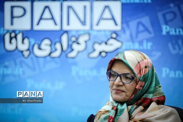 حضور ناهید خداکرمی  عضو شورای شهر تهران در خبرگزاری پانا