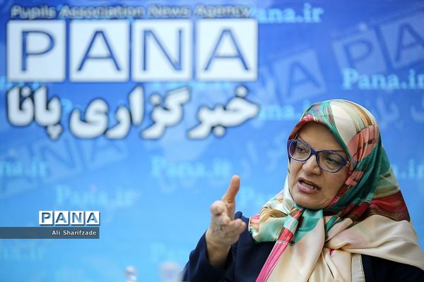 حضور ناهید خداکرمی  عضو شورای شهر تهران در خبرگزاری پانا