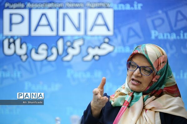حضور ناهید خداکرمی  عضو شورای شهر تهران در خبرگزاری پانا