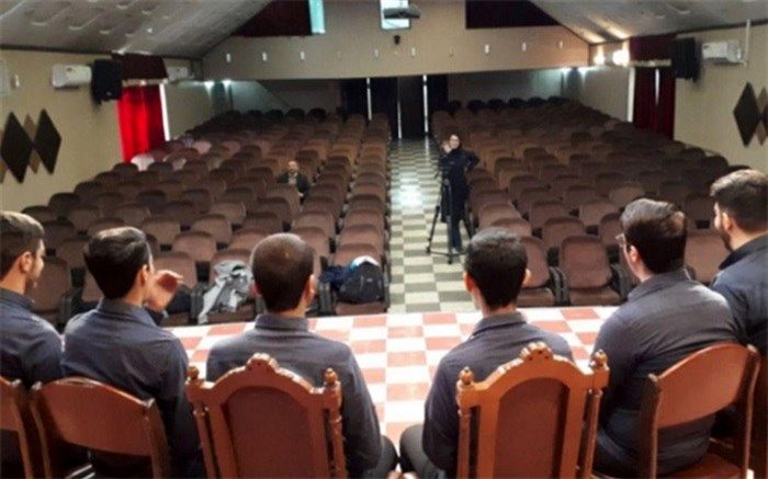 برگزاری کلاس های توانمندسازی مسابقات قرآن در ناحیه یک شهرری