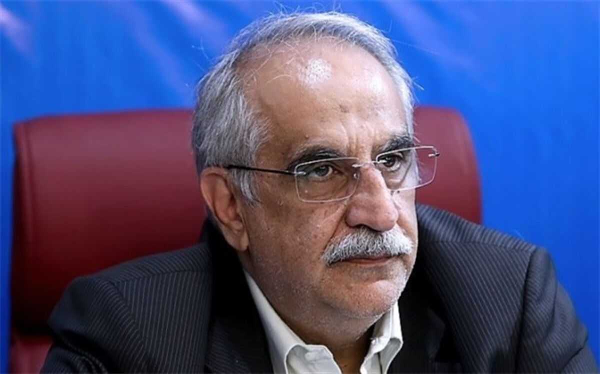وزیر اقتصاد نتوانست مجلس را قانع کند؛ اولین کارت زرد دولت دوازدهم نصیب کرباسیان شد