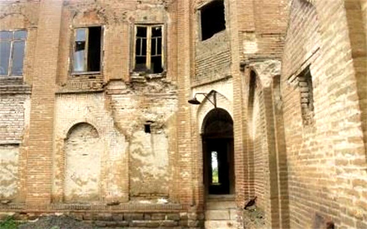قلعه تاریخی روستای بدلبوی ارومیه مرمت می شود