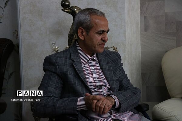 دیدار رئیس دفتر رئیس جمهور با خانواده های شهیدان مدافع حرم و جانبازان سرافراز اسلام و کارگر نمونه سال 96