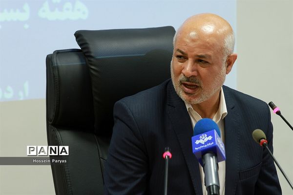 نشست خبری رئیس سازمان بسیج فرهنگیان به مناسبت هفته بزرگداشت مقام معلم و هفته بسیج فرهنگیان