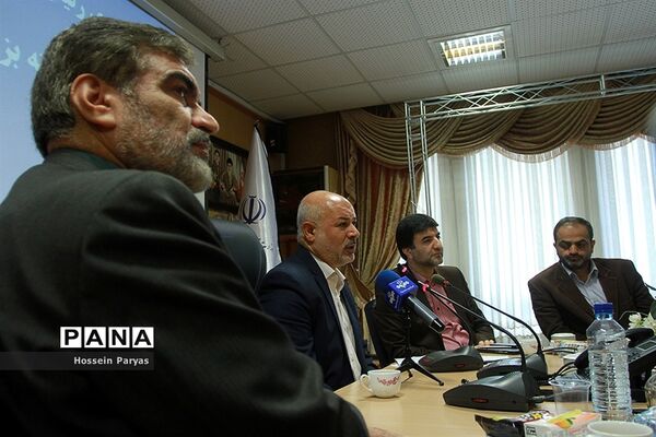 نشست خبری رئیس سازمان بسیج فرهنگیان به مناسبت هفته بزرگداشت مقام معلم و هفته بسیج فرهنگیان