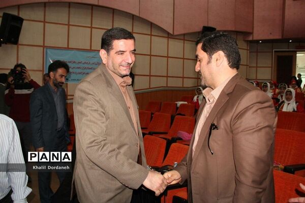 سی‌وششمین جشنواره سرود دانش‌آموزی مازندران