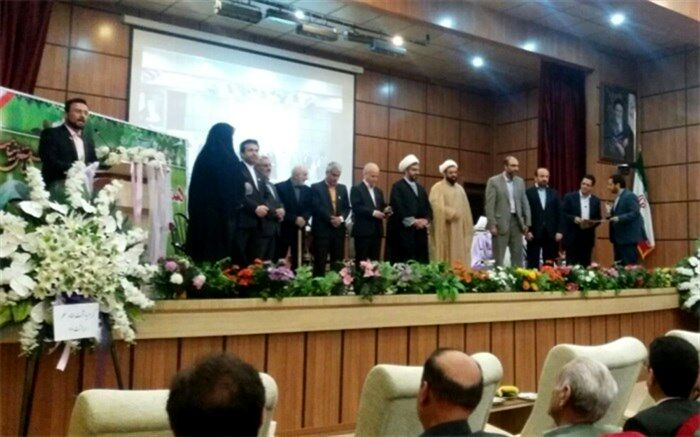 برگزاری همایش منطقه ای بزرگداشت مقام معلم در دماوند