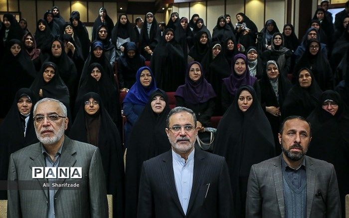 آغاز آیین سپاس معلم با حضور وزیر آموزش و پرورش