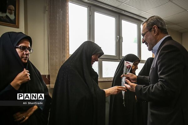 آیین سپاس معلم