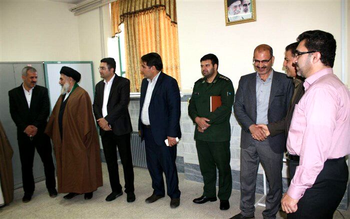 دیدار مسئولین ادارات و نهادهای بخش کهک با معلمین مدارس و آموزشگاه های این بخش