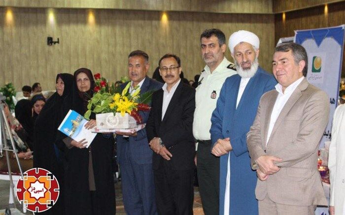 جشن بزرگ تجلیل و بزرگداشت مقام معلم در آق قلا