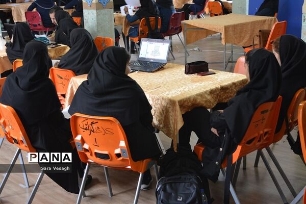 استارت آپی در هنرستان دخترانه گلشن شهریار