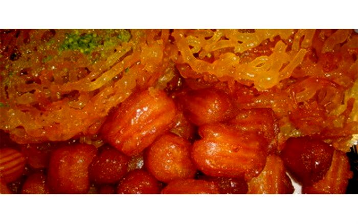 رئیس اتحادیه دارندگان قنادی و شیرینی فروشی تهران :‌ قیمت زولبیا و بامیه برای ماه رمضان 14 هزار تومان تعیین شد