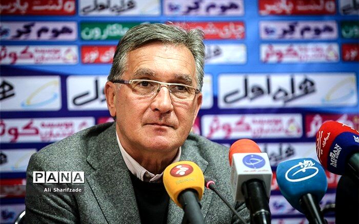 فلسفه پرسپولیس در بازی با الجزیره به زبان برانکو