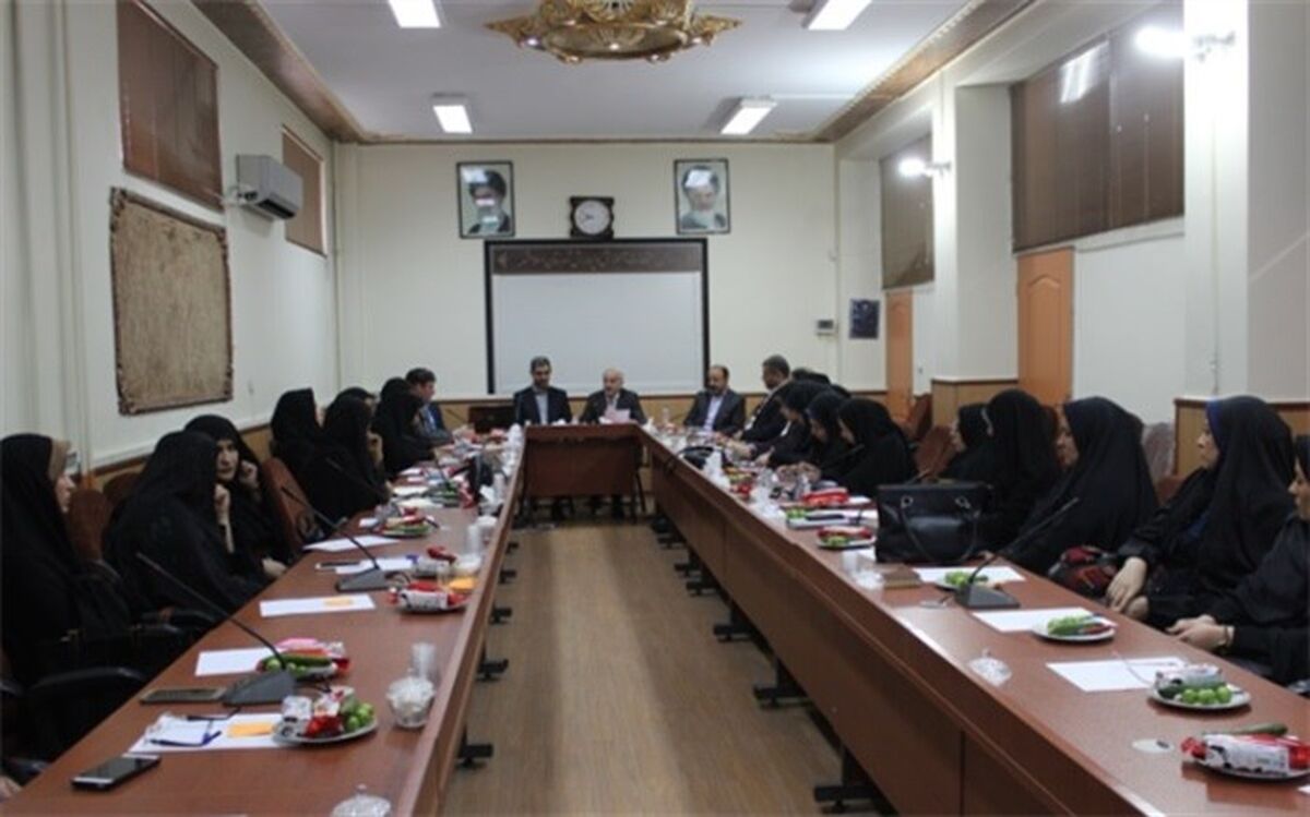 برگزاری دوره آموزشی مدیران مراکز یادگیری محلی و مسئولین نهضت سواد آموزی شهرستانهای استان تهران