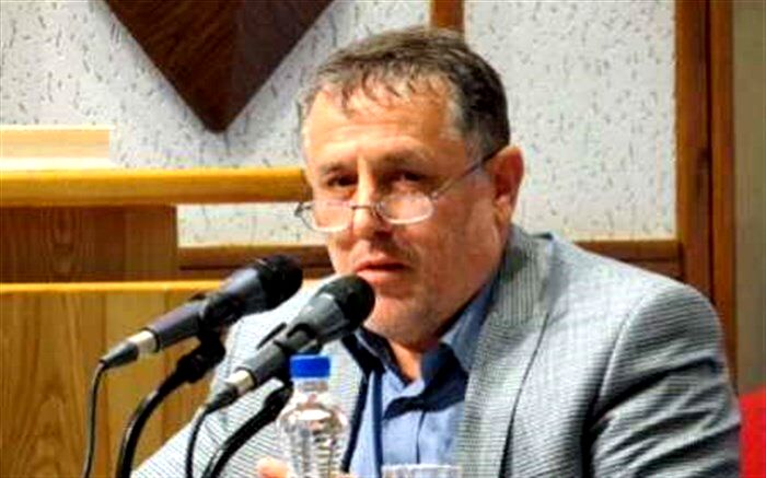 اهمیت جایگاه معلم در جامعه باید بدرستی تبیین شود