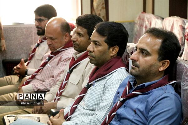مراسم تجلیل از مربیان پیشتاز مدارس شهرستان رودان
