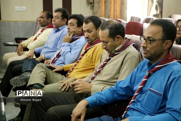 مراسم تجلیل از مربیان پیشتاز مدارس شهرستان رودان