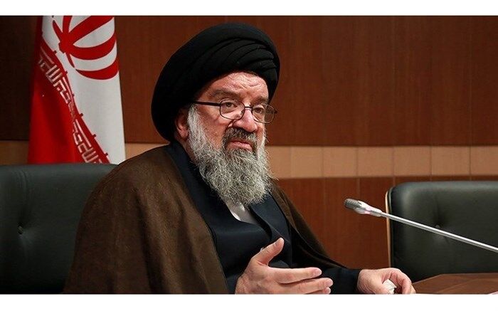 احمد خاتمی تاکید کرد: بیانیه منتشرشده در باره برجام، بیانیه خبرگان نبوده است