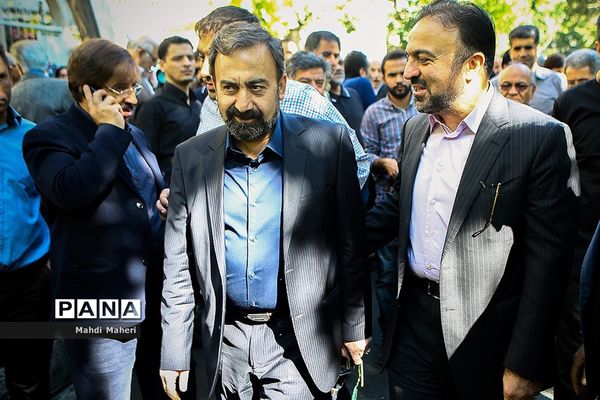 تشییع پیکر مرحوم قاسم افشار