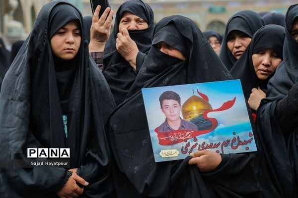 مراسم تشییع پیکرمطهر شهید سالم صفرزاده  مدافع حرم لشکر فاطمیون درقم