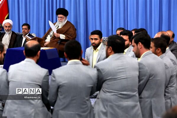 محفل انس با قرآن کریم در حضور رهبر معظم انقلاب