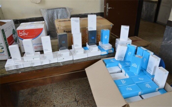 صدور حکم ۴.۴ میلیاردی برای قاچاقچی گوشی تلفن در آذربایجان غربی