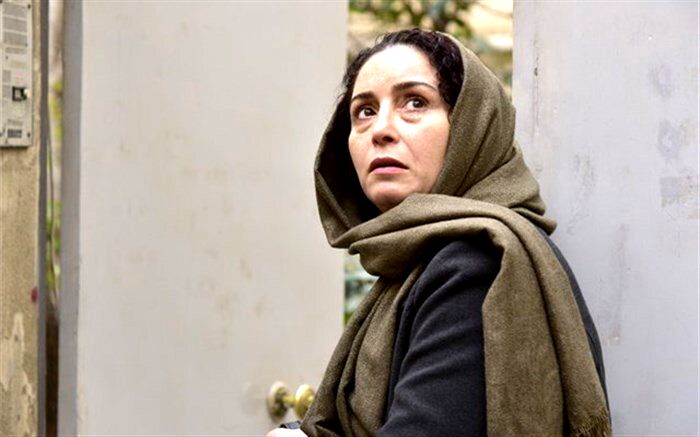 رونمایی از پوستر فیلم «در وجه حامل» با بازی محسن کیایی و رعنا آزادی‌ور