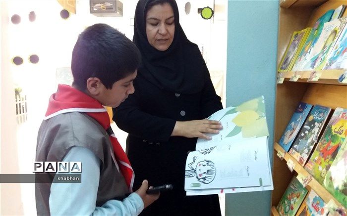 کلاس شاهنامه خوانی در کتابخانه شهید مدرس کاشمر برگزار می شود