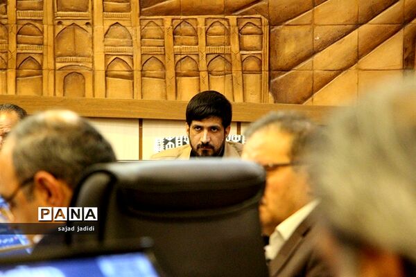 استفاده از پساب در آبیاری فضای سبز یزد