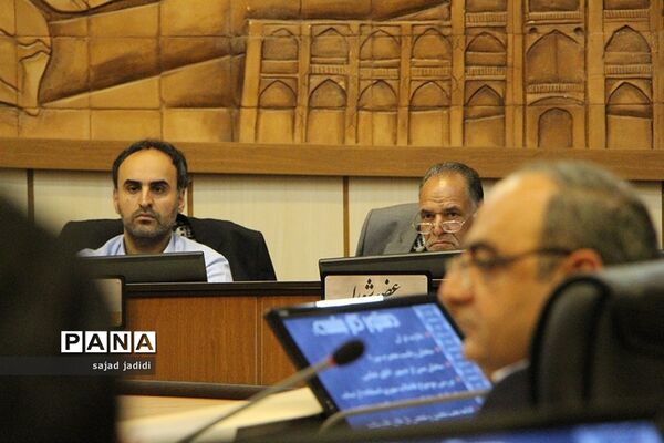 استفاده از پساب در آبیاری فضای سبز یزد