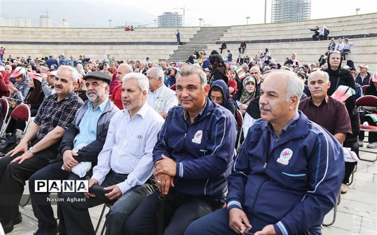 پرداخت حقوق‌ بازنشستگان قبل از پایان هر ماه