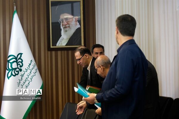 نخستین نشست مشورتی سازمان دانش آموزی