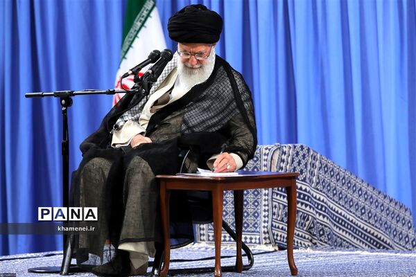 دیدار جمعی از دانشجویان و نمایندگان تشکل‌های دانشجویی با رهبر معظم انقلاب