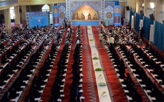 استقبال بی‌نظیر جوانان ارومیه از جمع‌خوانی قرآن