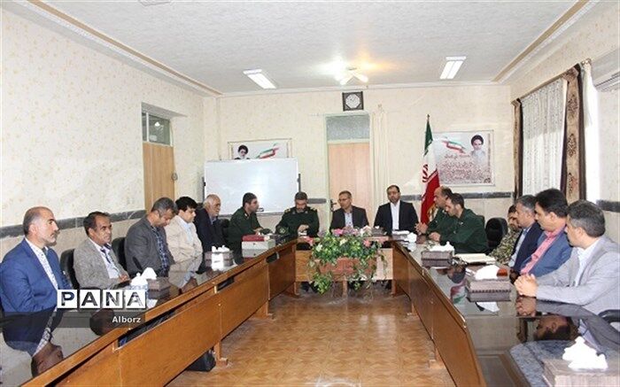 نقش فرهنگیان بسیجی و میزان اثربخشی آنها در تحول دیدگاه دانش آموزان محرز وآشکار است