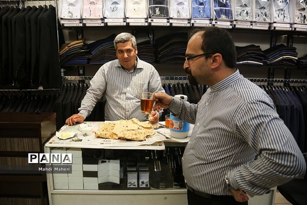 افطار کسبه روزه دار در تهران