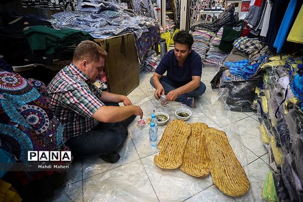 افطار کسبه روزه دار در تهران