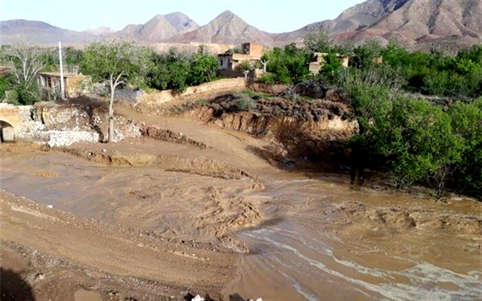 سیل جان 2 نفر را در آذربایجان غربی گرفت