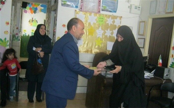 معاون پژوهش سازمان برنامه‌ریزی آموزشی: پیشکسوتان فرهنگی سرمایه‌های حقیقی دستگاه تعلیم‌و‌تربیت هستند