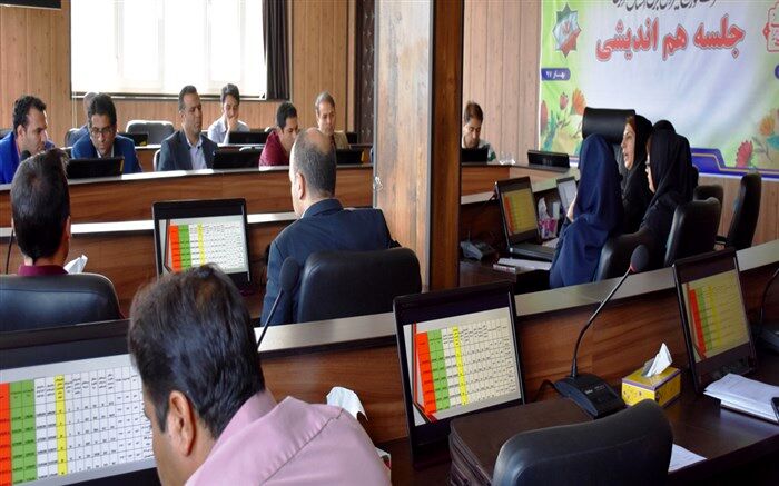 جلب همکاری جایگاه های CNG در پروژه های پیک سایی توزیع برق مرکزی